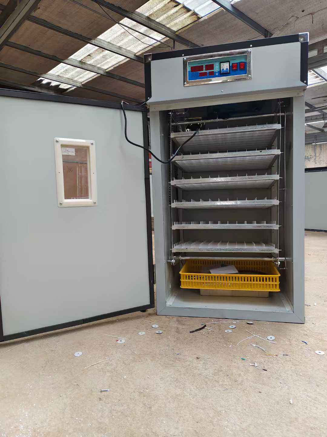 Automatyczny inkubator Cyfrowa – Poultry Incubator recenzja i cena